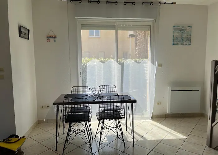 בית נופש Maison T3 Avec Petit Jardin