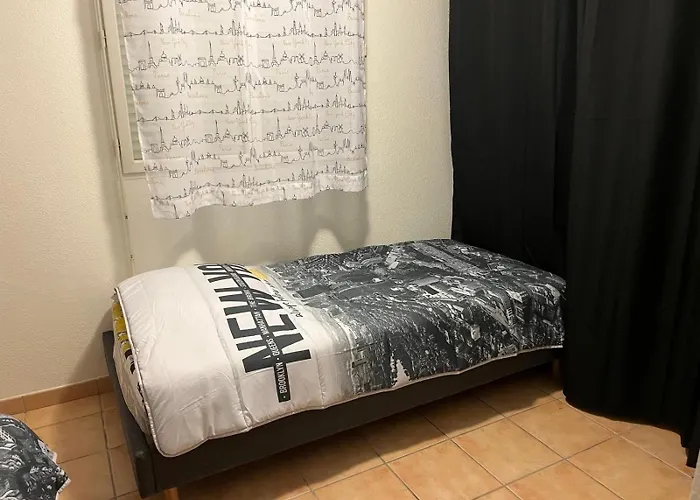 Maison T3 Avec Petit Jardin בית נופש *