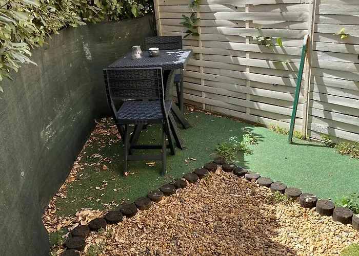 בית נופש Maison T3 Avec Petit Jardin